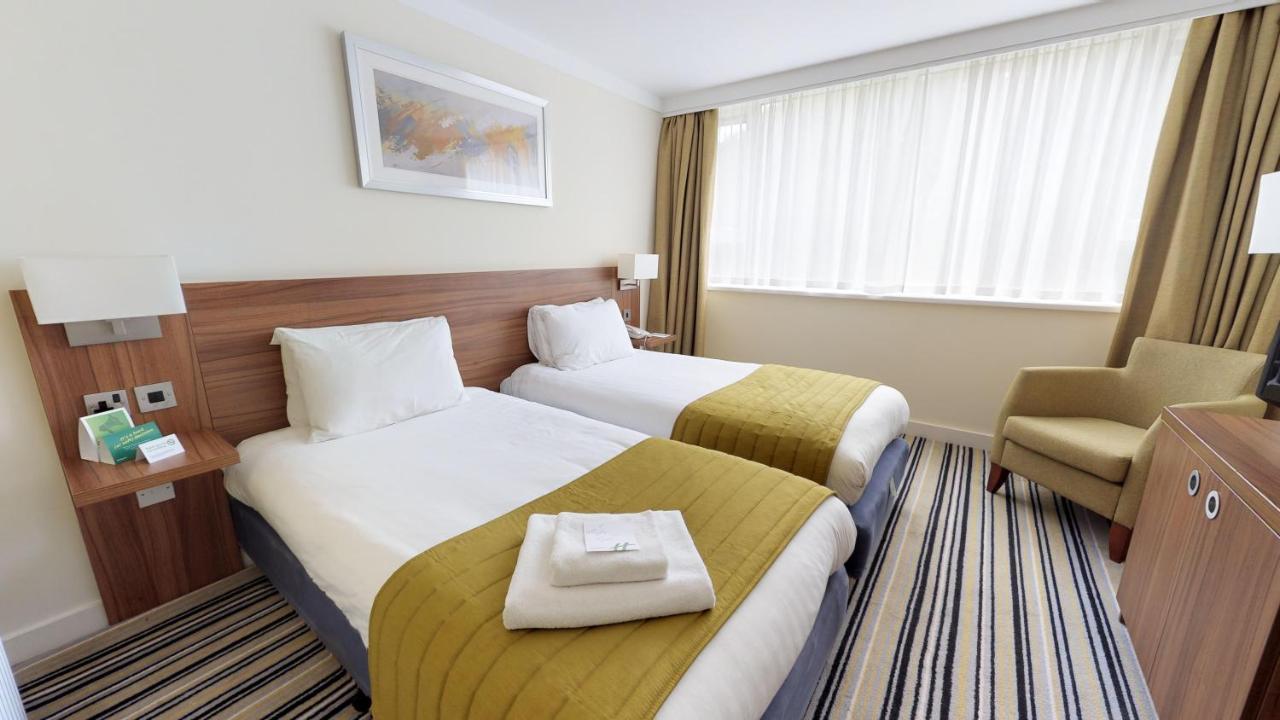 Holiday Inn Runcorn M56 Junction 12 By Ihg Exterior foto
